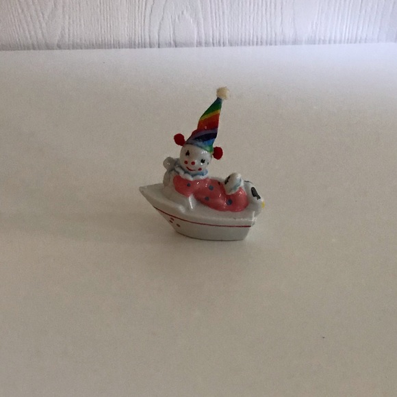 Vintage Clown Ceramic Figurine - Picture 2 of 4